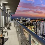 Atwell Suites Miami Brickell By Ihg
